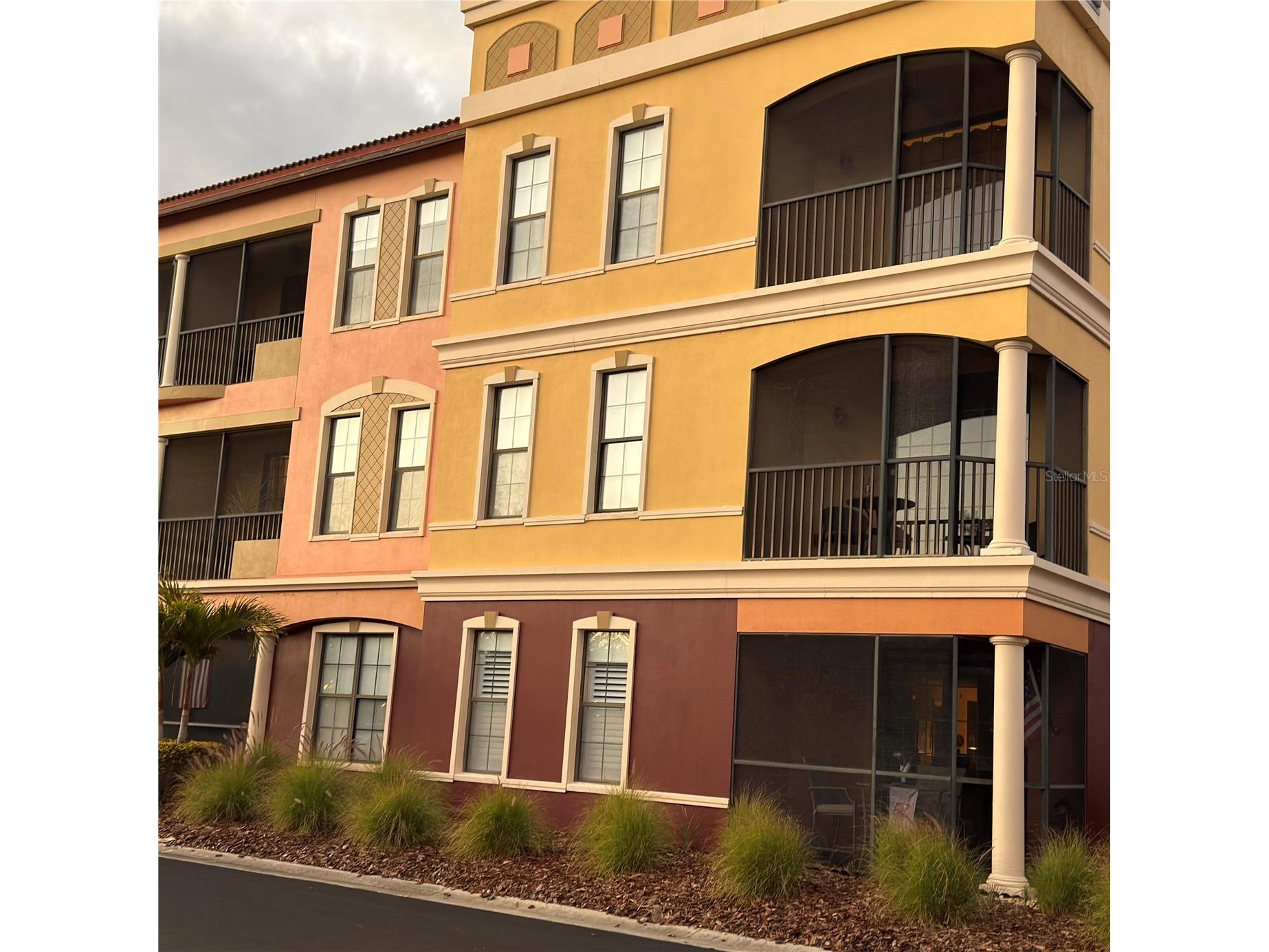 13941 Clubhouse Drive #208 Tampa FL 33618 TB8476459 image3