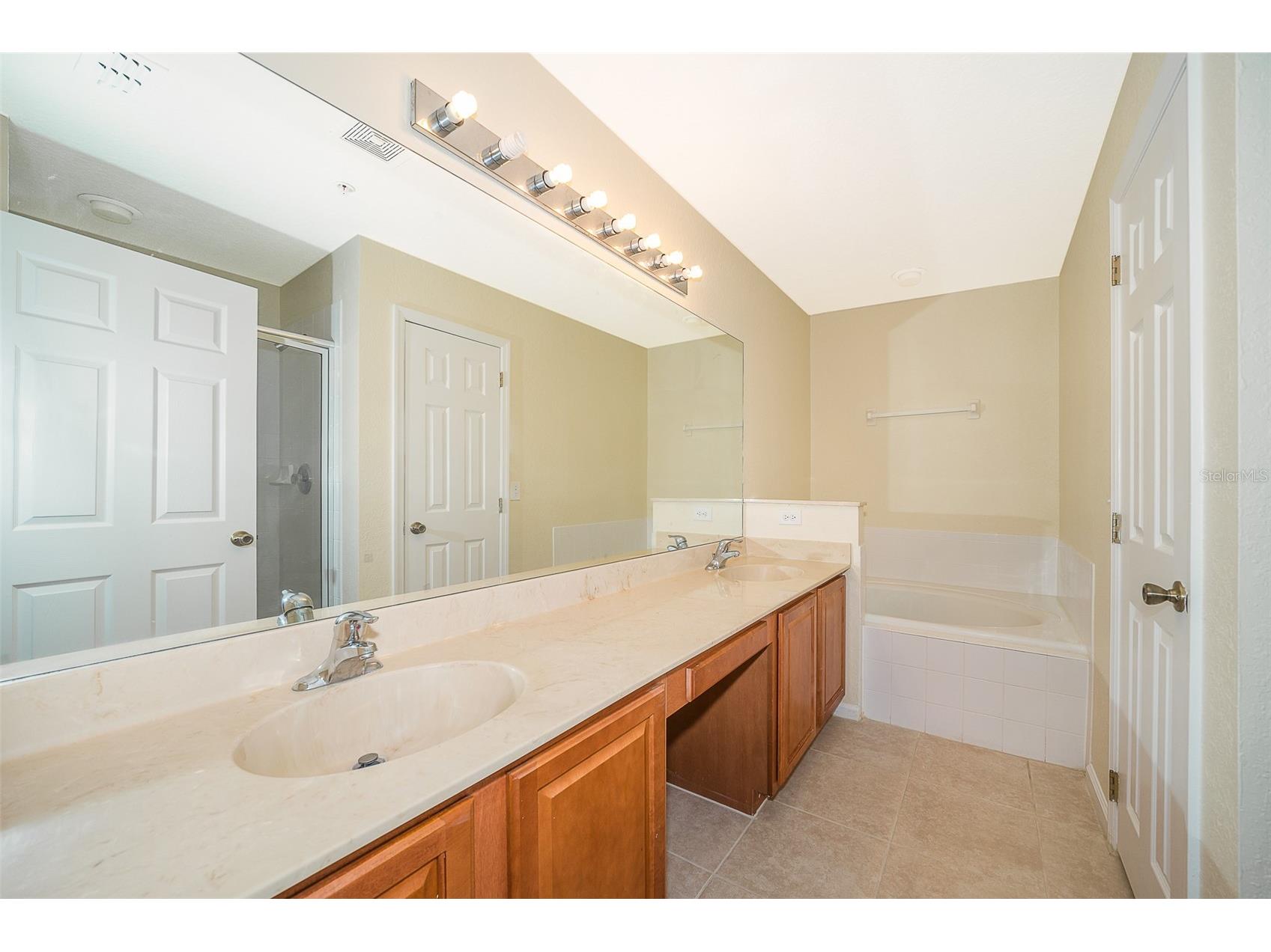 13942 Dove Wing Court Orlando FL 32828 O6375206 image13