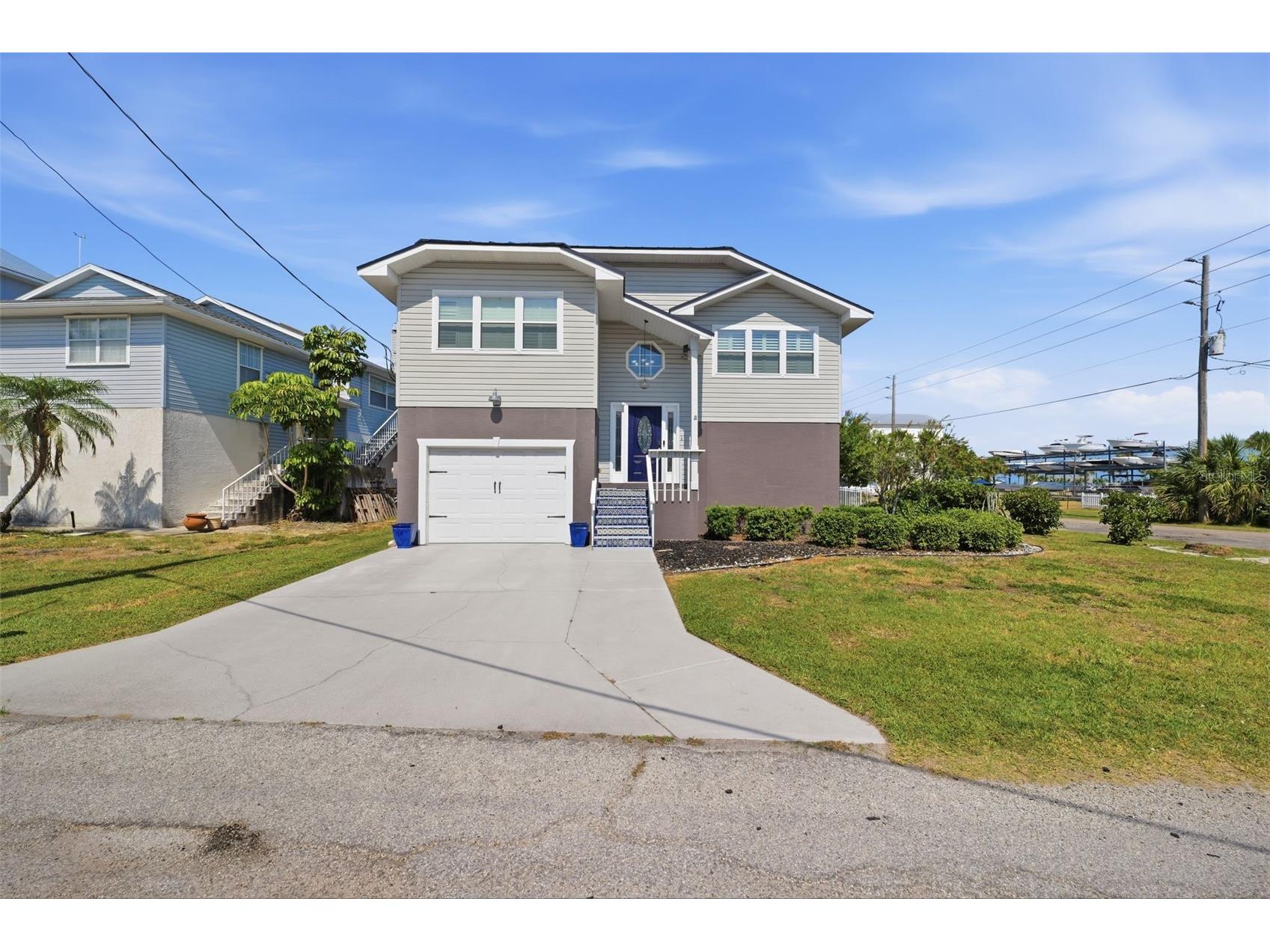 13943 Ethel Avenue Hudson FL 34667 - GULF OF MEXICO CANAL W7887198 image5