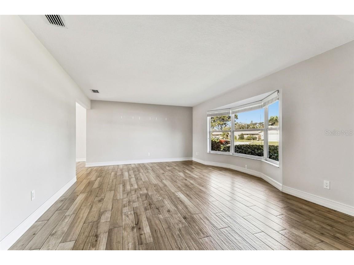 13948 Brewster Drive Largo FL 33774 TB8451951 image12