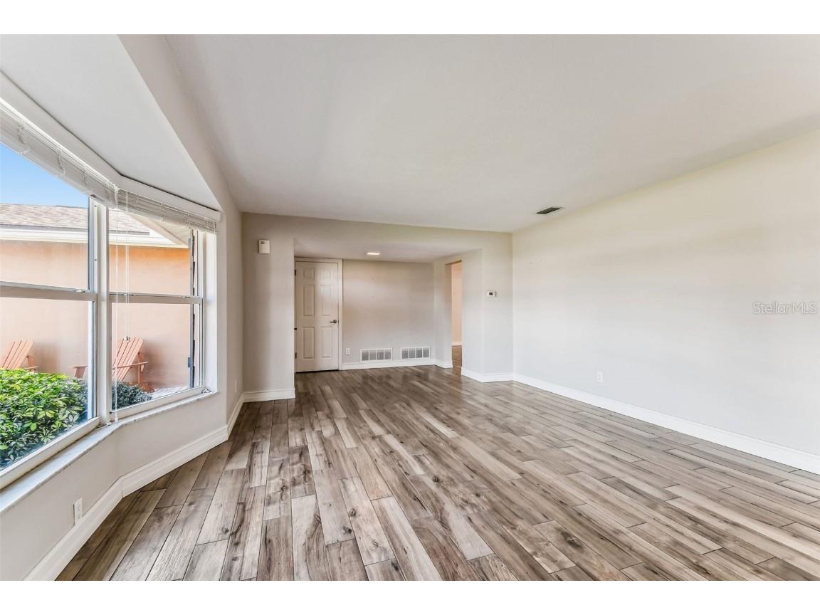 13948 Brewster Drive Largo FL 33774 TB8451951 image14