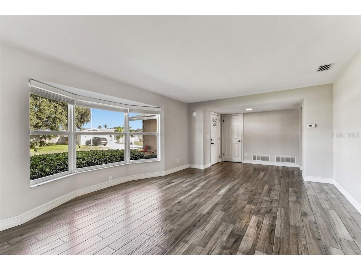 13948 Brewster Drive Largo FL 33774 TB8451951 image15