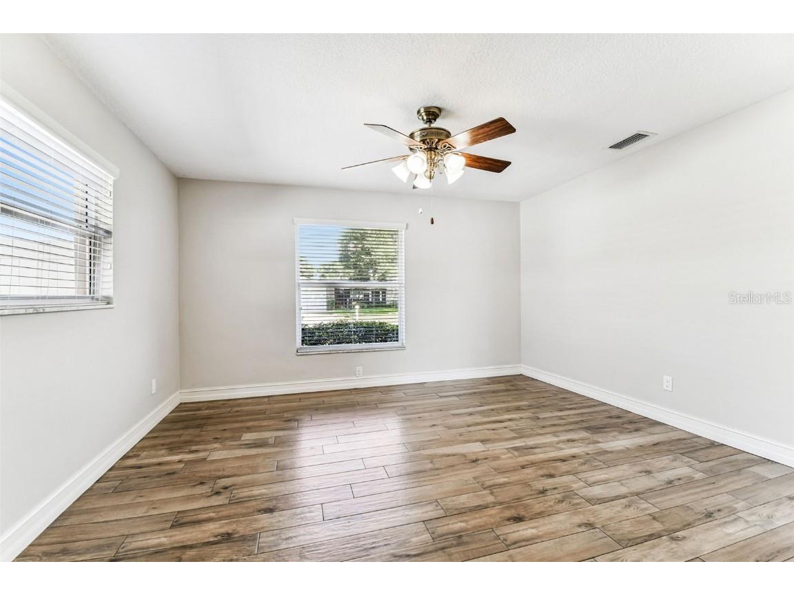 13948 Brewster Drive Largo FL 33774 TB8451951 image37