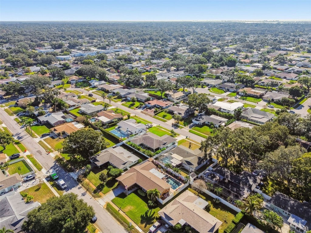 13948 Brewster Drive Largo FL 33774 TB8451951 image90