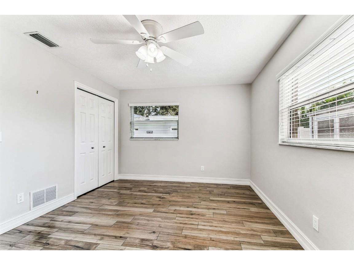 13948 Brewster Drive Largo FL 33774 TB8452328 image57