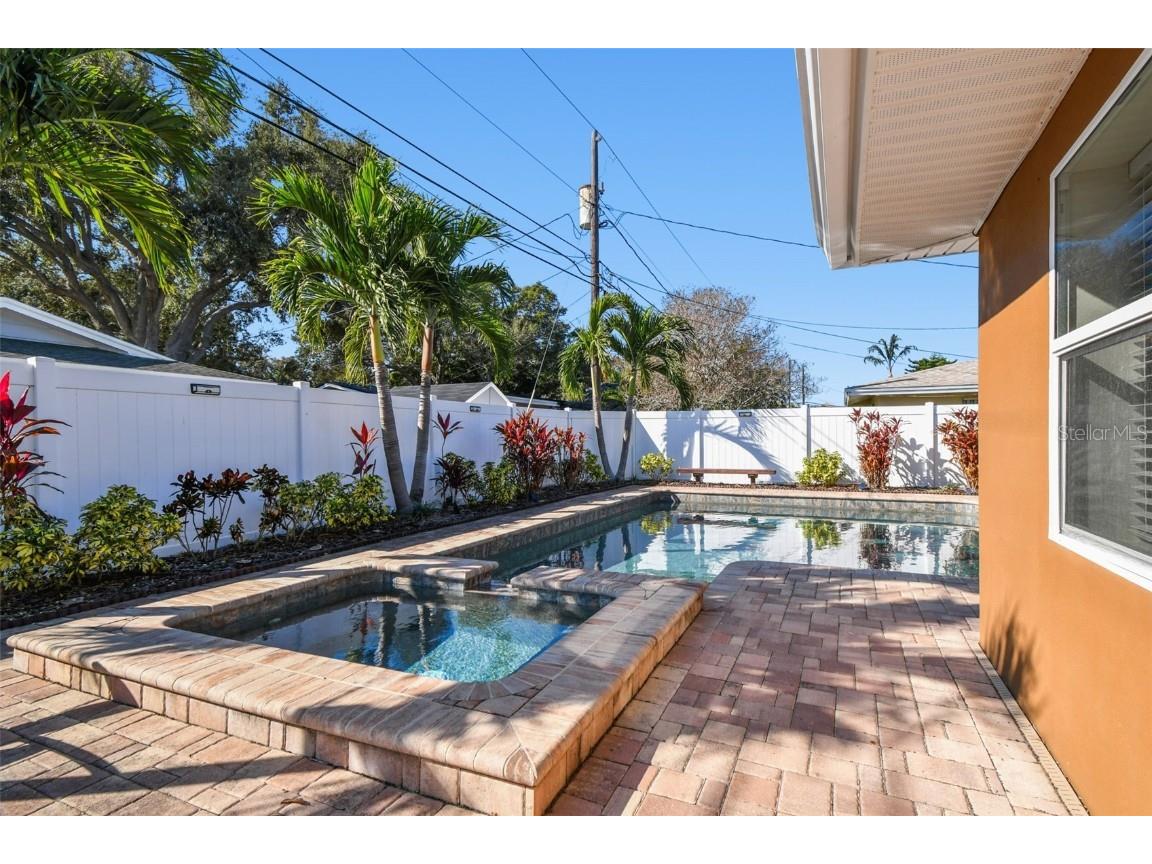 13948 Brewster Drive Largo FL 33774 TB8452328 image64