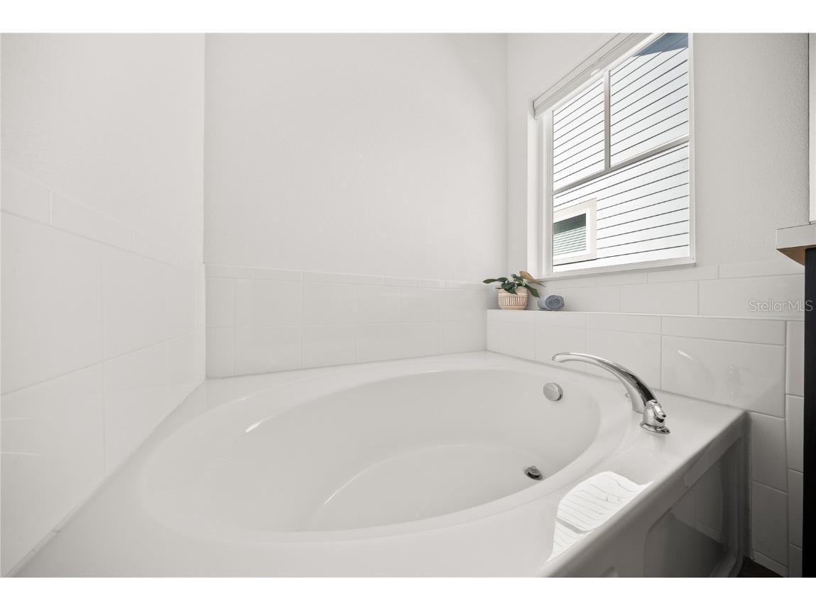 13949 Hahn Lane Orlando FL 32827 O6354635 image36