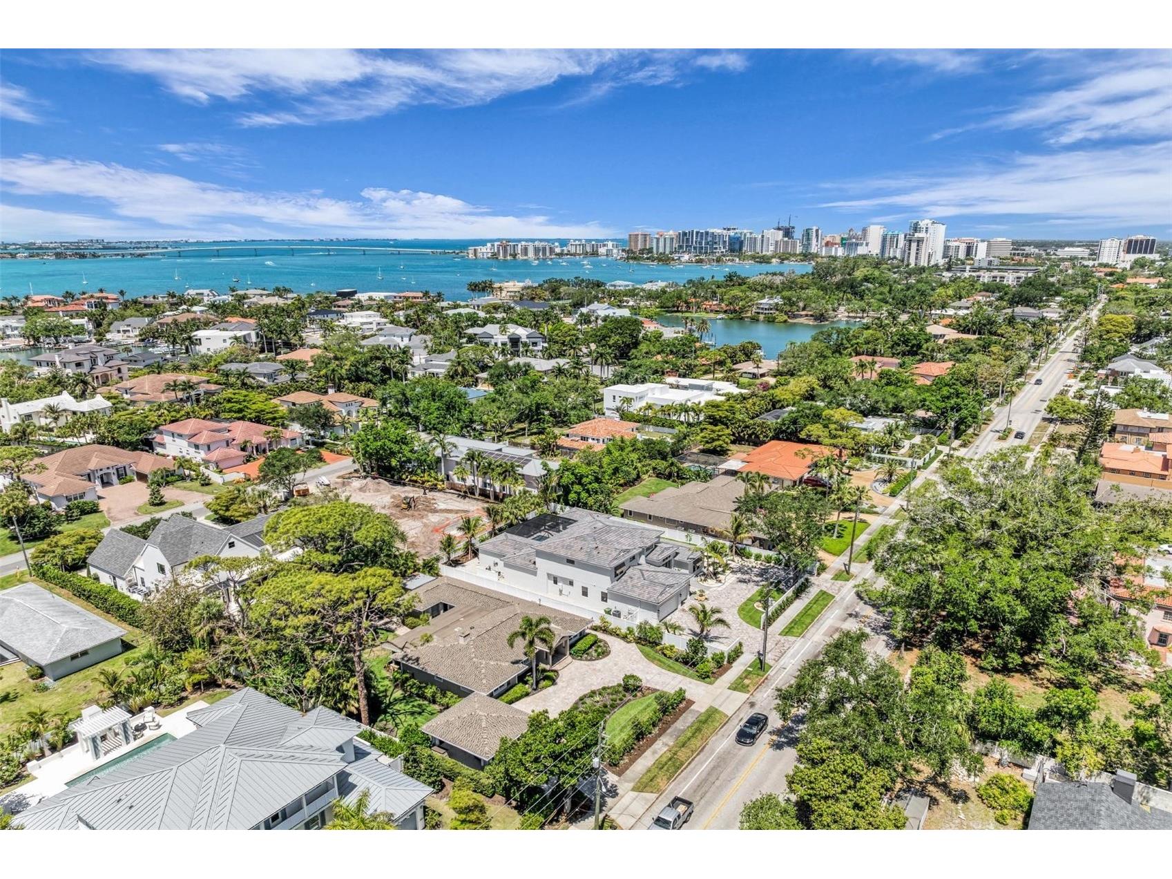 1395 Harbor Drive Sarasota FL 34239 A4691667 image4