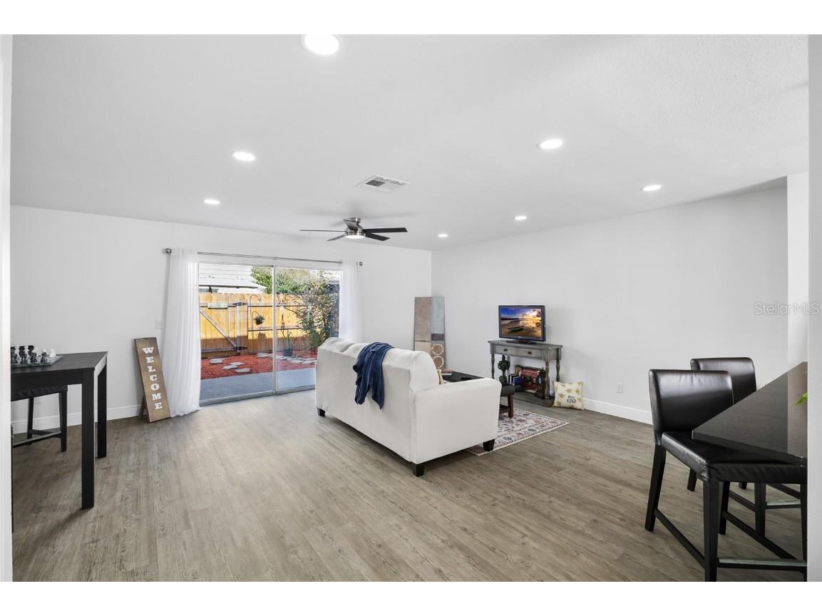 13952 Fletchers Mill Drive Tampa FL 33613 TB8451713 image10