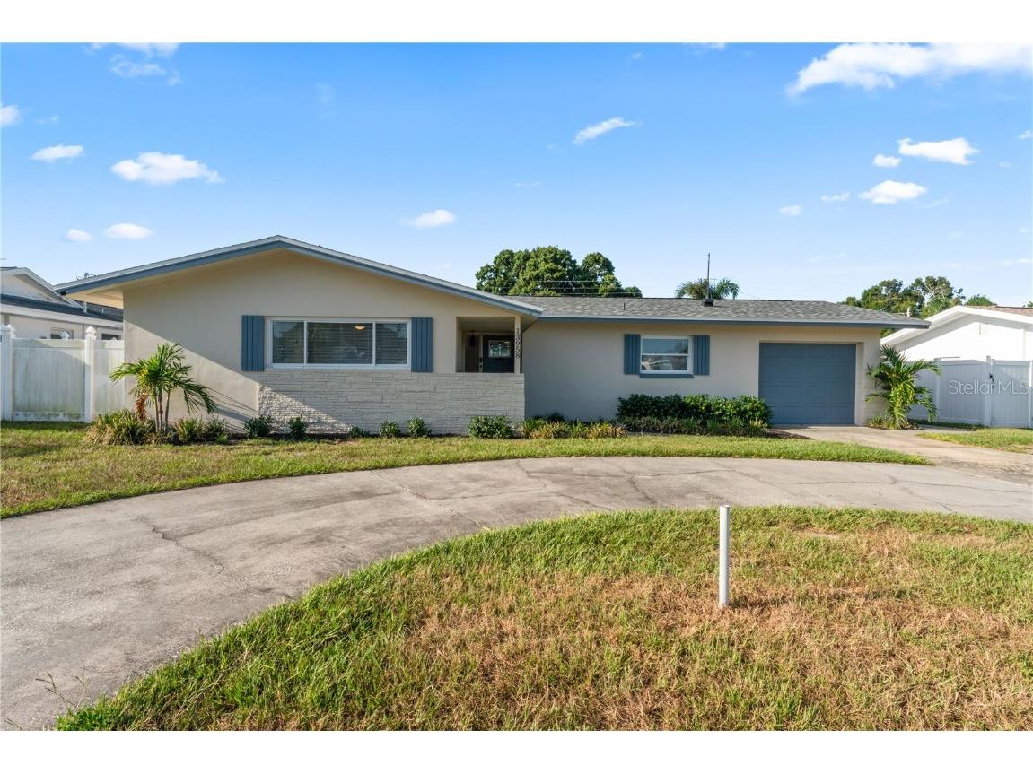 13958 Antigua Drive Seminole FL 33776 TB8413901 image1