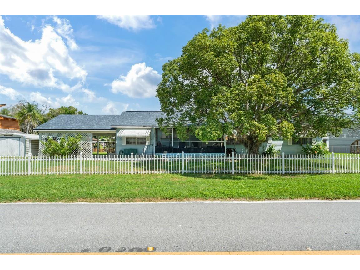 13958 Hatchineha Road Haines City FL 33844 - LAKE HATCHINEHA O6322383 image1