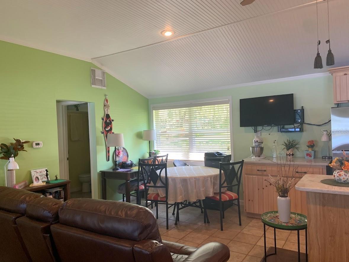13960 252nd Terrace Road NE #COTTAGE 39A Fort Mc Coy FL 32134 - LITTLE LAKE KERR OM724951 image25