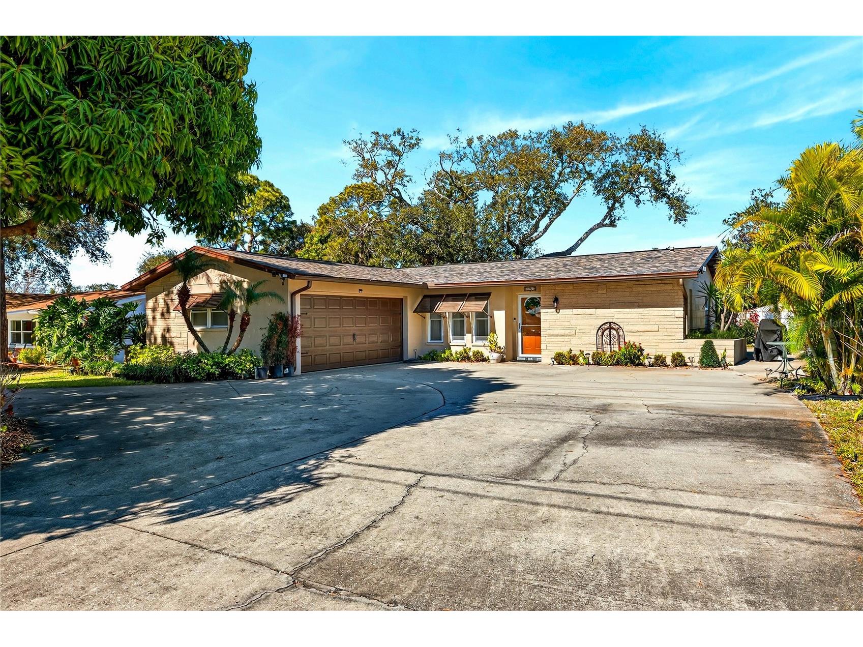 13961 86th Avenue Seminole FL 33776 TB8475294 image1