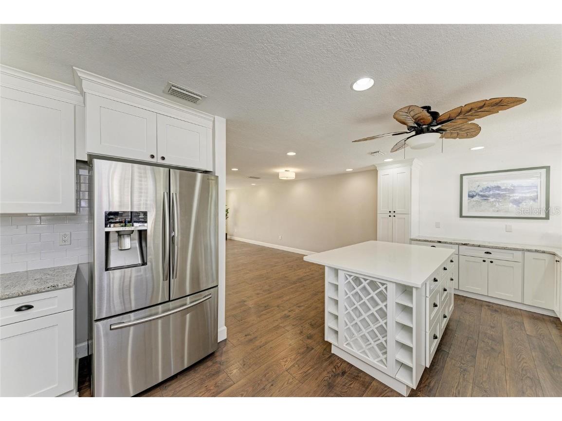 13963 Lake Point Drive Clearwater FL 33762 A4669471 image12