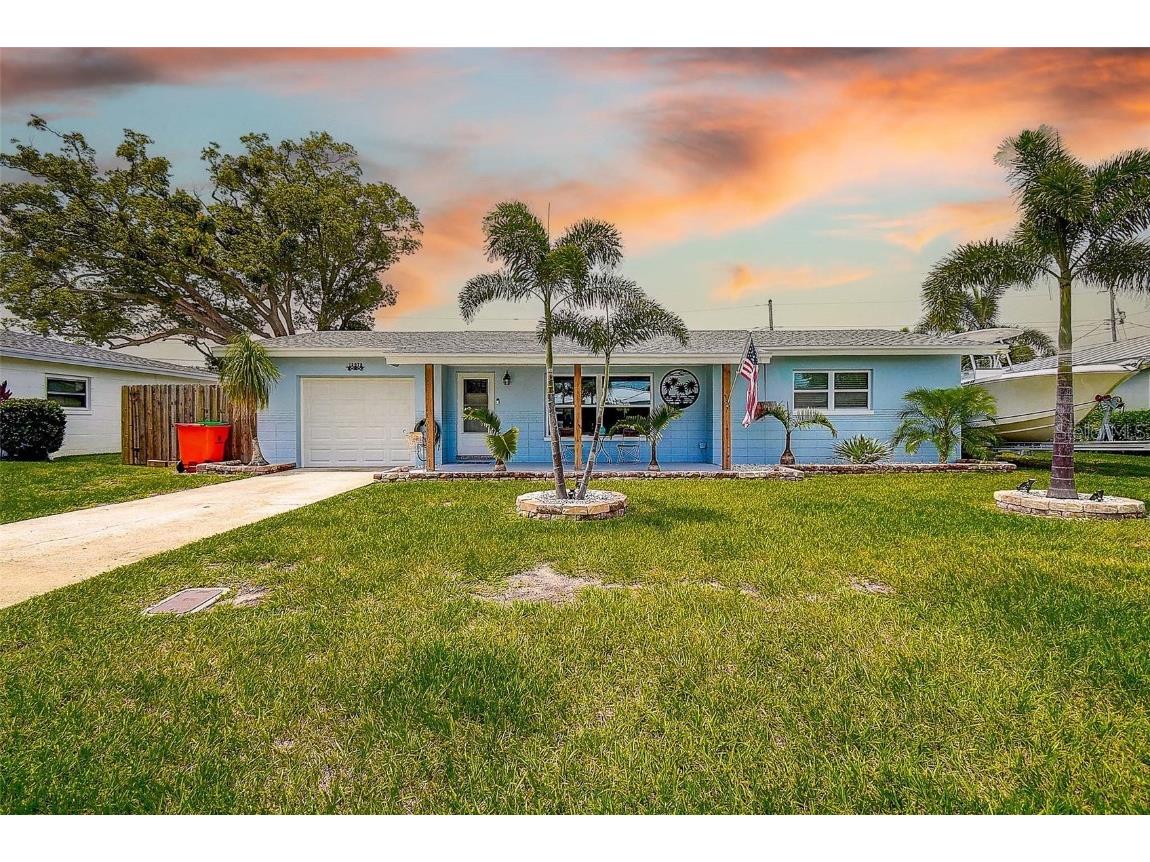 13978 Barbados Drive Seminole FL 33776 TB8393684 image1