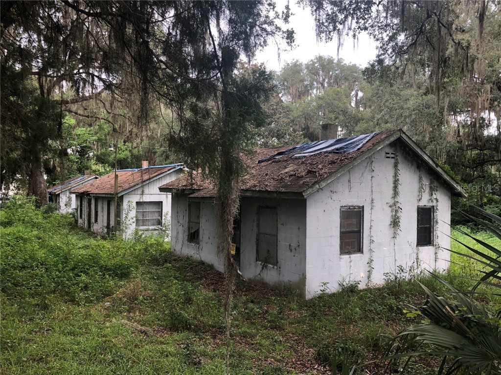 13979 S Hwy 25 E Ocklawaha FL 32179 OM628511 image1