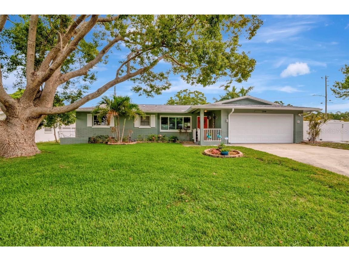 1398 Lemon Street Clearwater FL 33756 TB8384373 image1