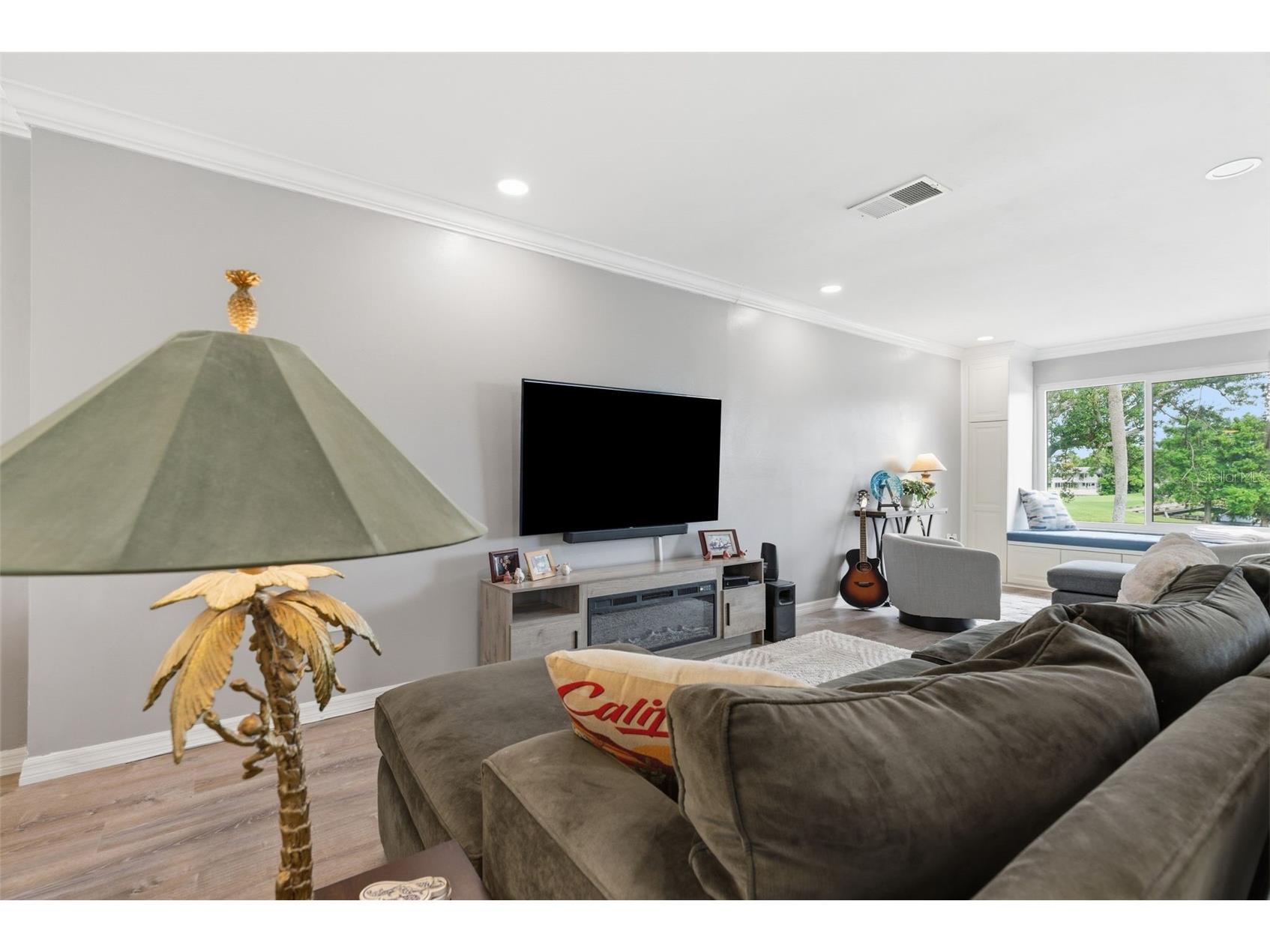 13988 Lake Point Drive Clearwater FL 33762 TB8516243 image19