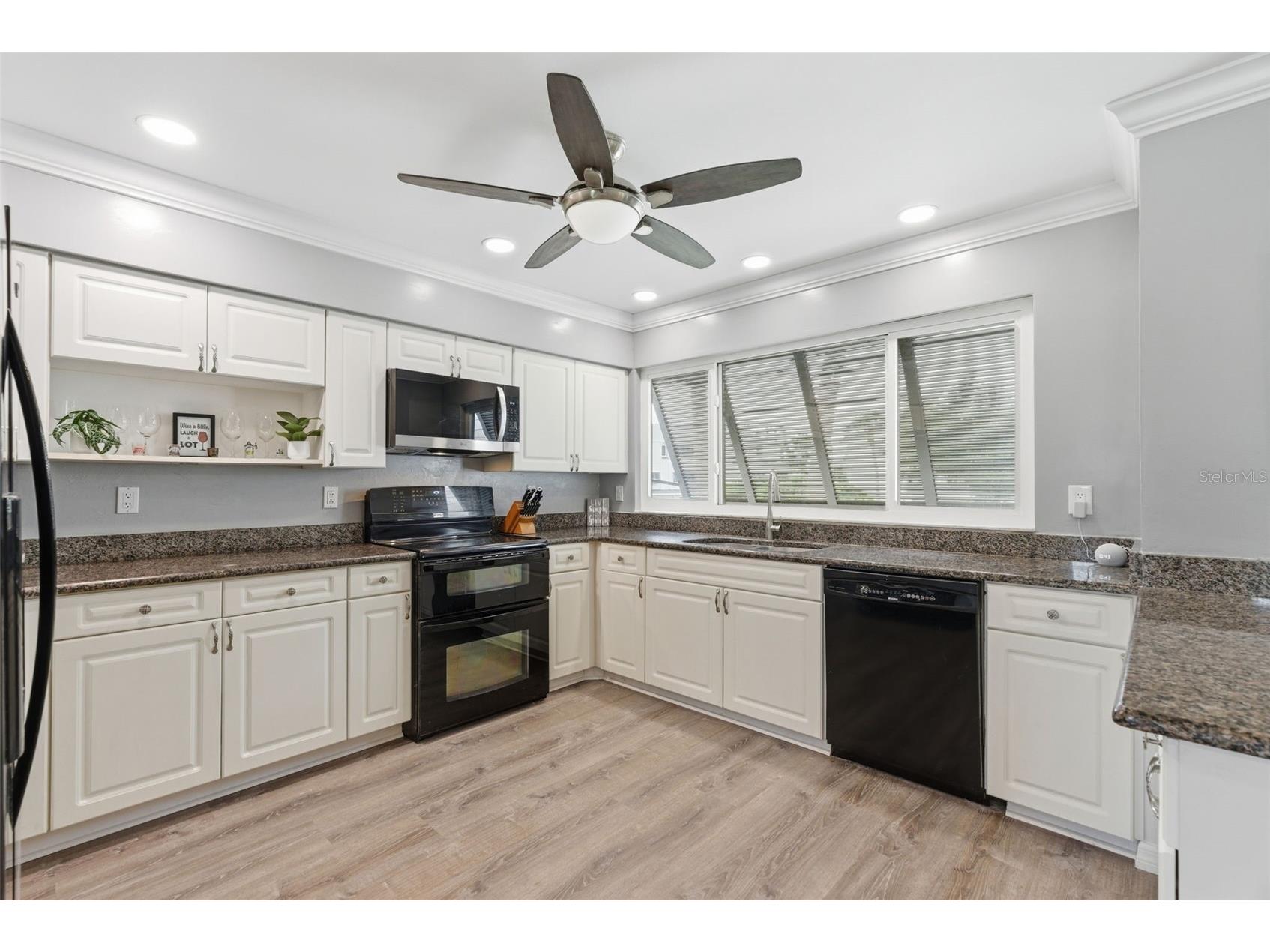 13988 Lake Point Drive Clearwater FL 33762 TB8516243 image23