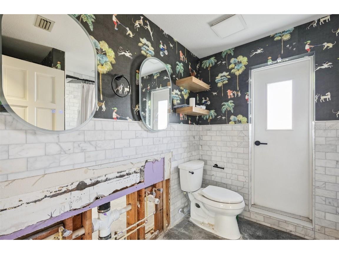 1399 49th Avenue NE Saint Petersburg FL 33703 TB8391466 image18