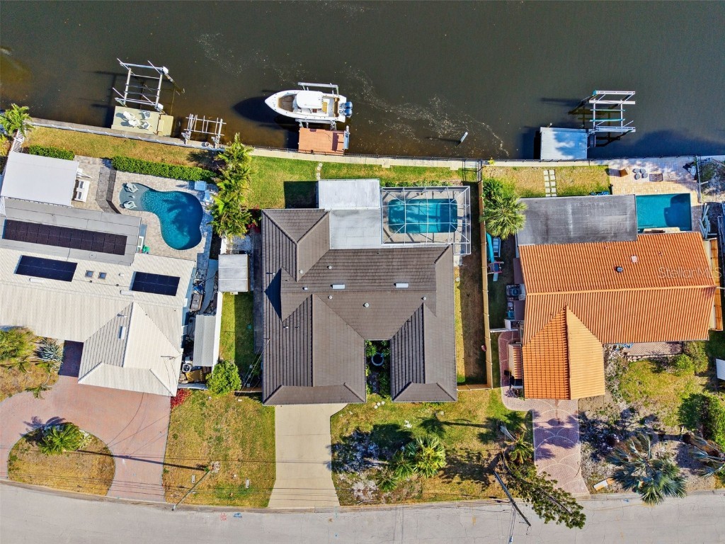 1399 49th Avenue NE Saint Petersburg FL 33703 TB8391466 image22