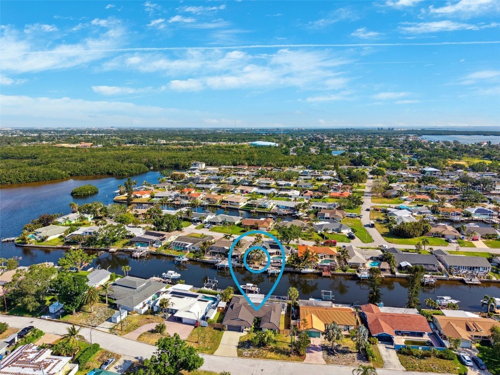 1399 49th Avenue NE Saint Petersburg FL 33703 TB8391466 image28