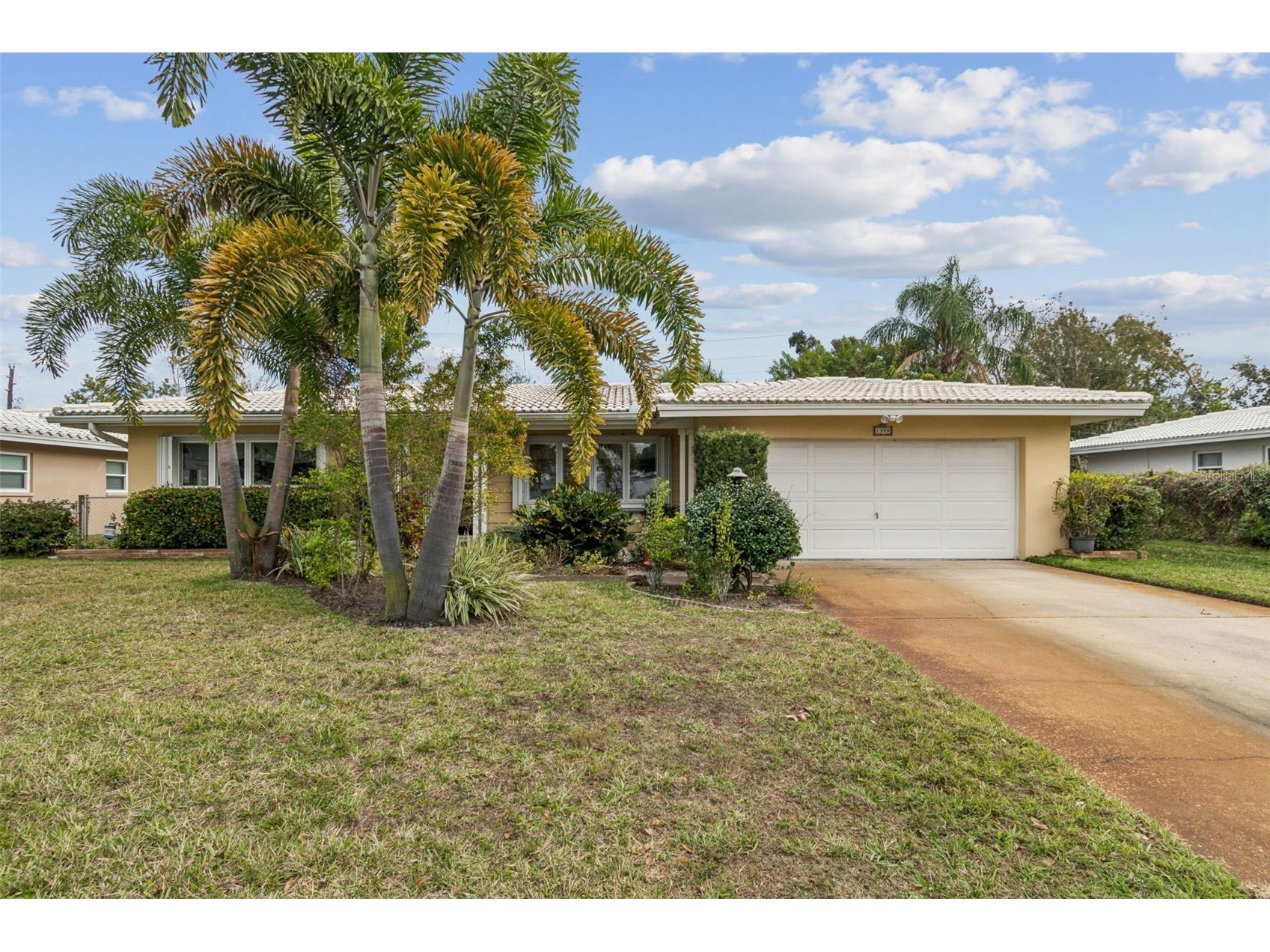1399 Embassy Drive Clearwater FL 33764 TB8459798 image1