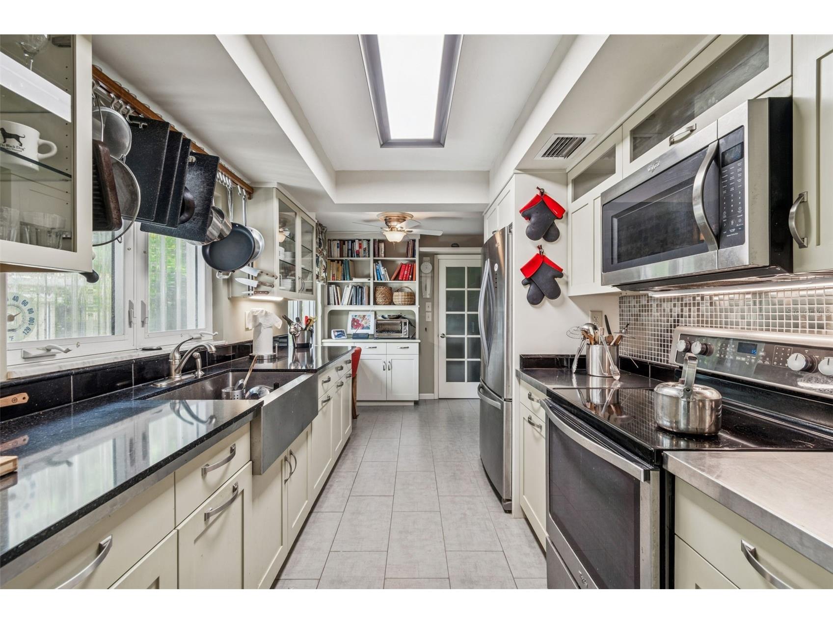1399 Embassy Drive Clearwater FL 33764 TB8459798 image14