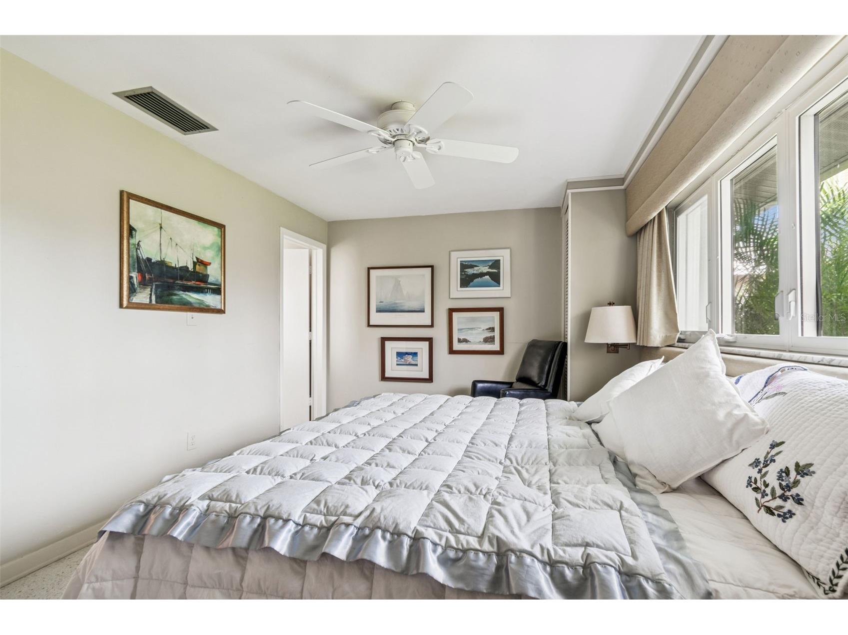 1399 Embassy Drive Clearwater FL 33764 TB8459798 image35