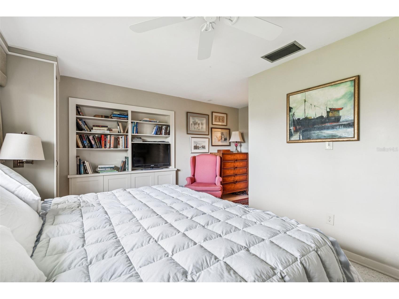 1399 Embassy Drive Clearwater FL 33764 TB8459798 image37