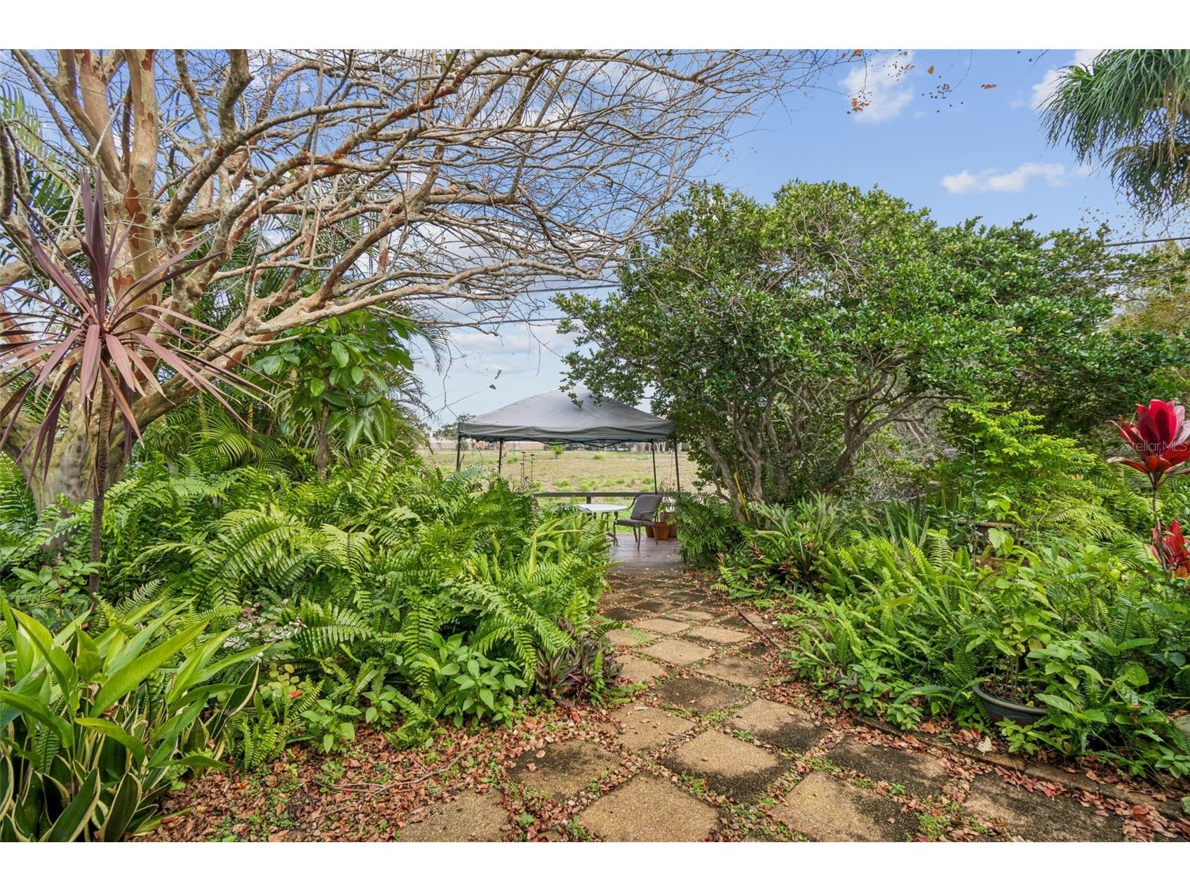 1399 Embassy Drive Clearwater FL 33764 TB8459798 image47