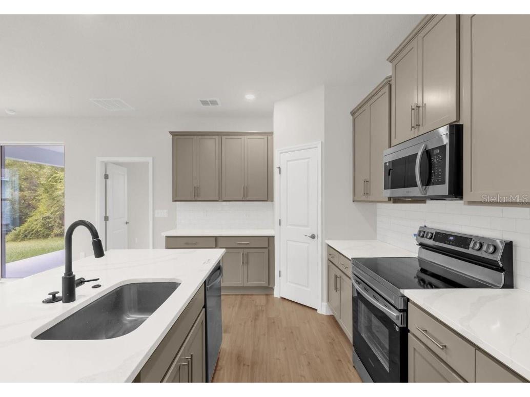 13990 SW 34th Terrace Road Ocala FL 34473 OM714310 image3