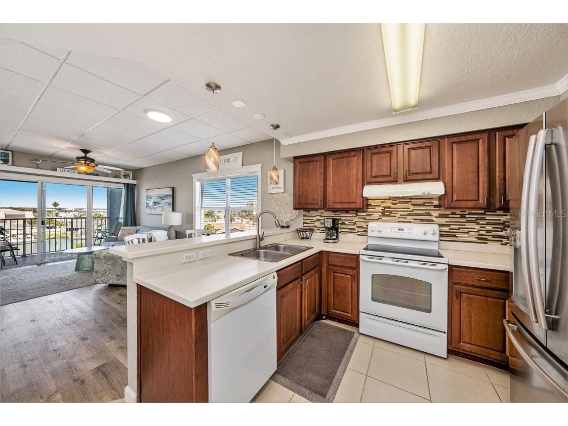 13999 Gulf Boulevard #406 Saint Petersburg FL 33708 T3531592 image10