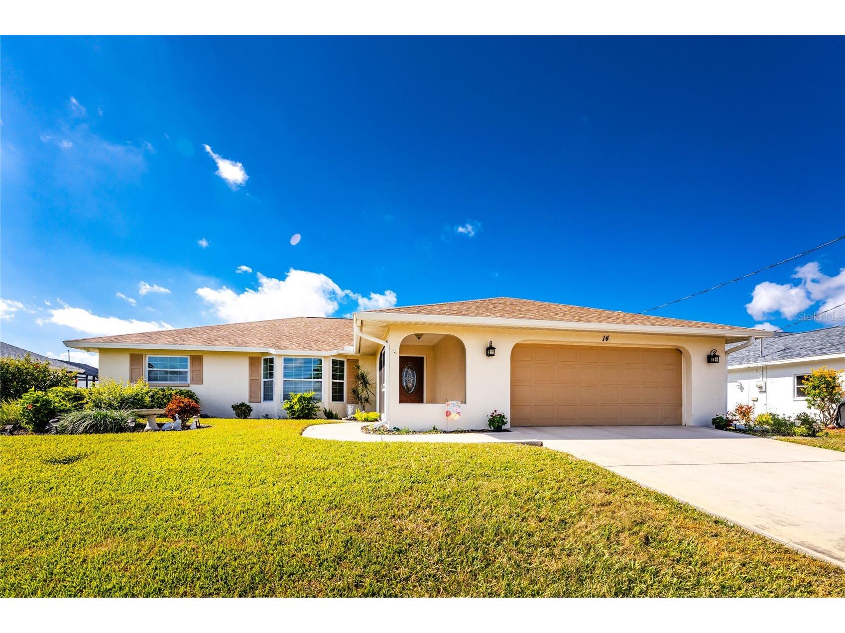 14 Bunker Court Rotonda West FL 33947 D6146106 image1