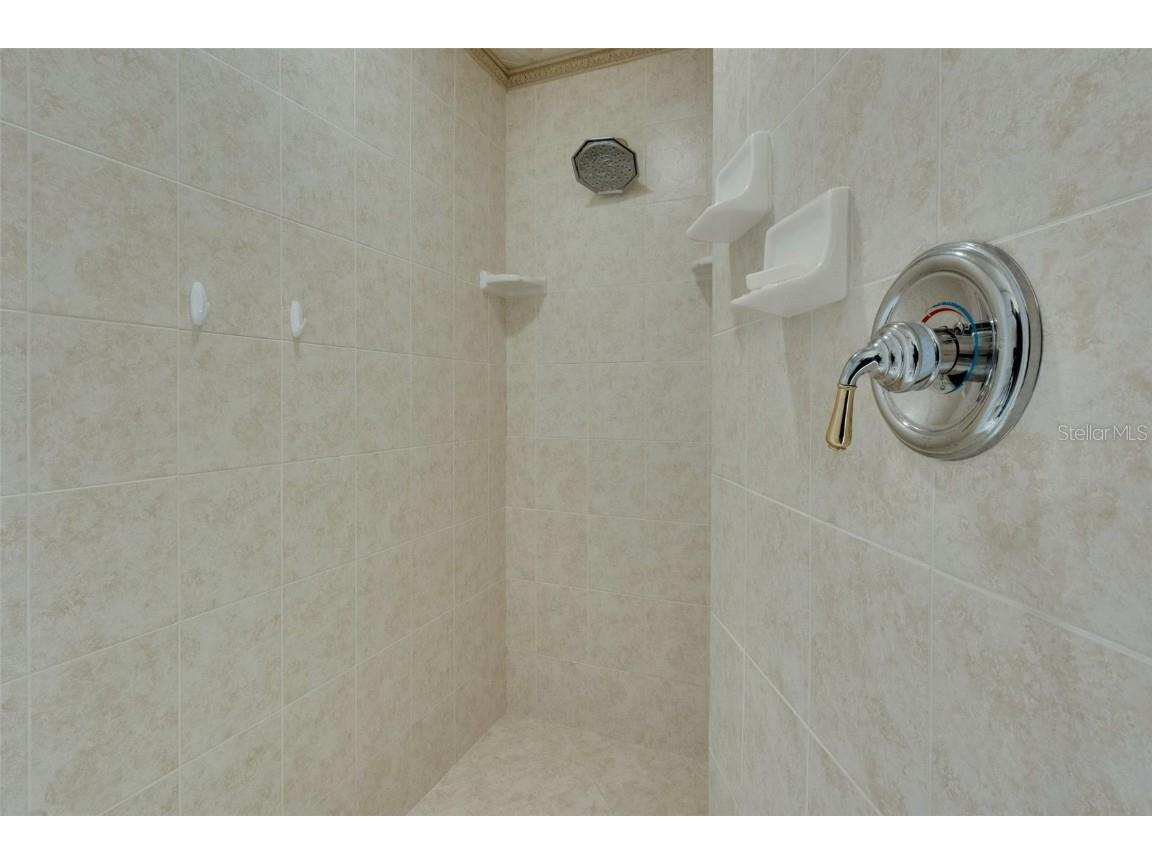 14 Casarena Court Winter Haven FL 33881 - LAKE CANNON L4951457 image11