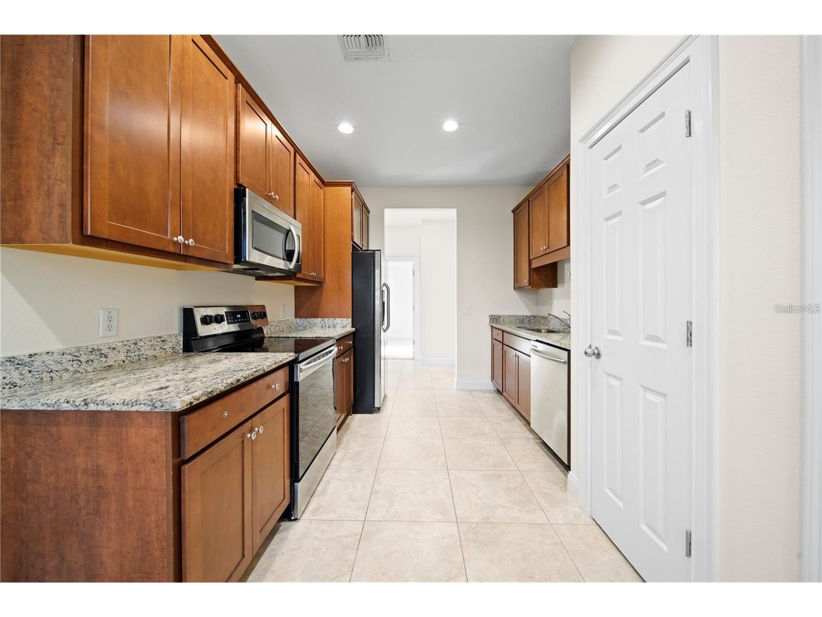 14 Ferguson Drive Orlando FL 32805 S5152823 image5