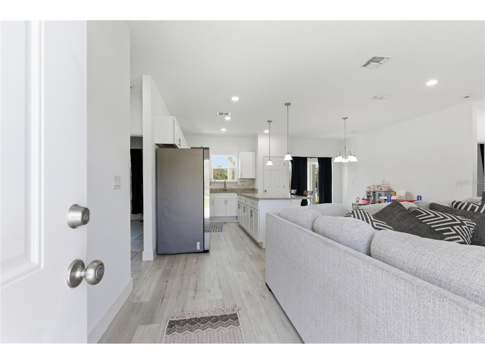 14 Fisher Place Ocklawaha FL 32179 OM726171 image3