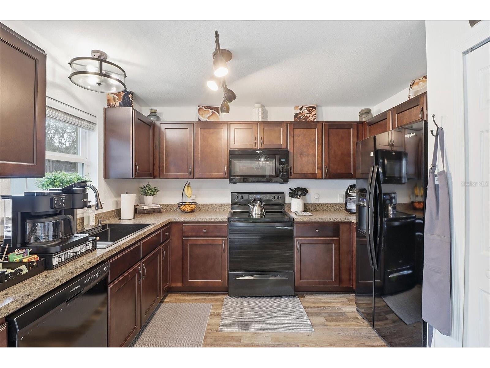 14 Fisher Way Trace Ocklawaha FL 32179 OM718064 image5