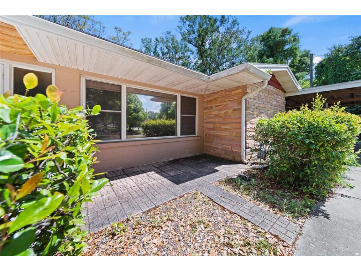 14 Golfview Circle NE Winter Haven FL 33881 A4604345 image1