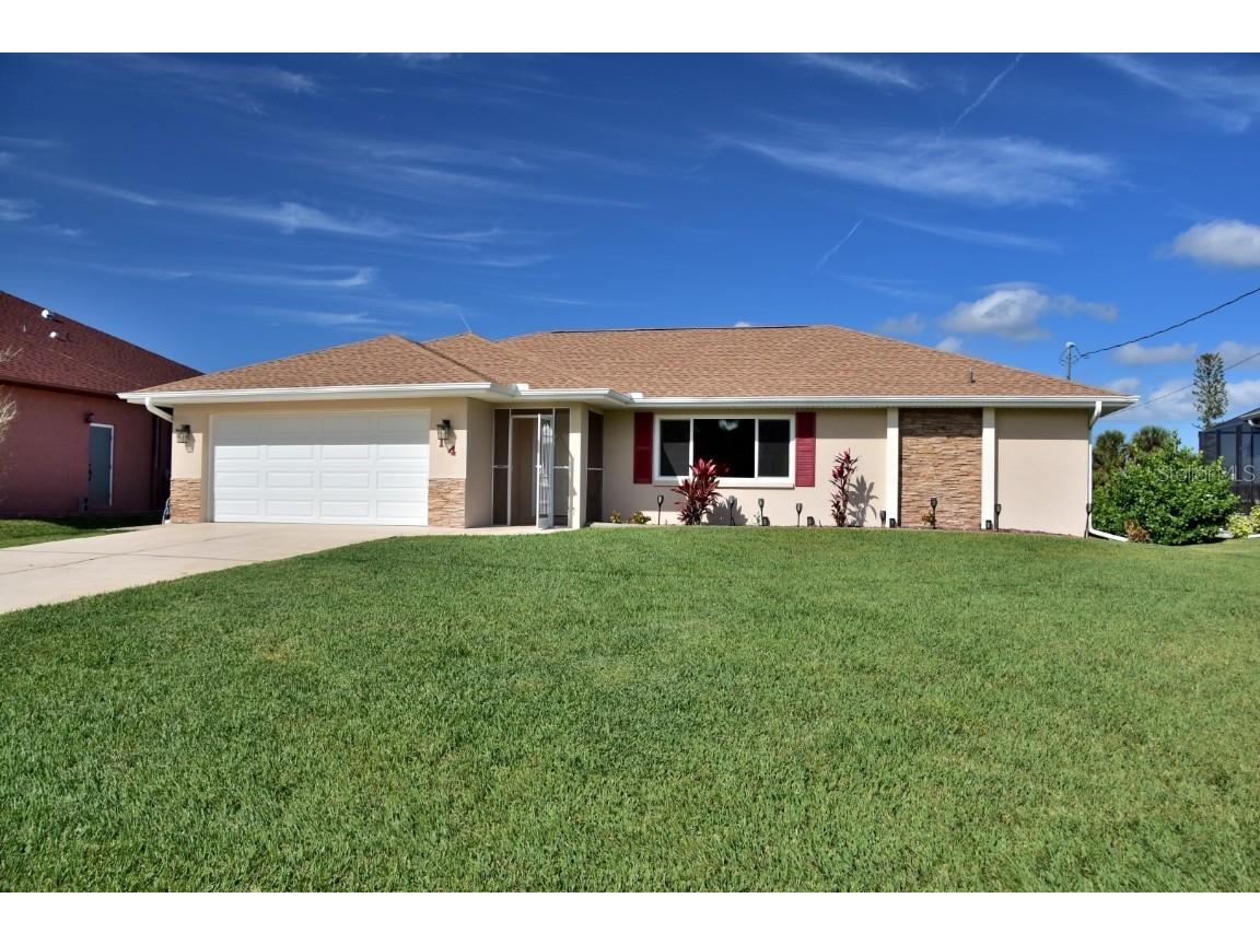 14 Mark Twain Lane Rotonda West FL 33947 - PEBBLE BEACH CREEK D6134538 image1