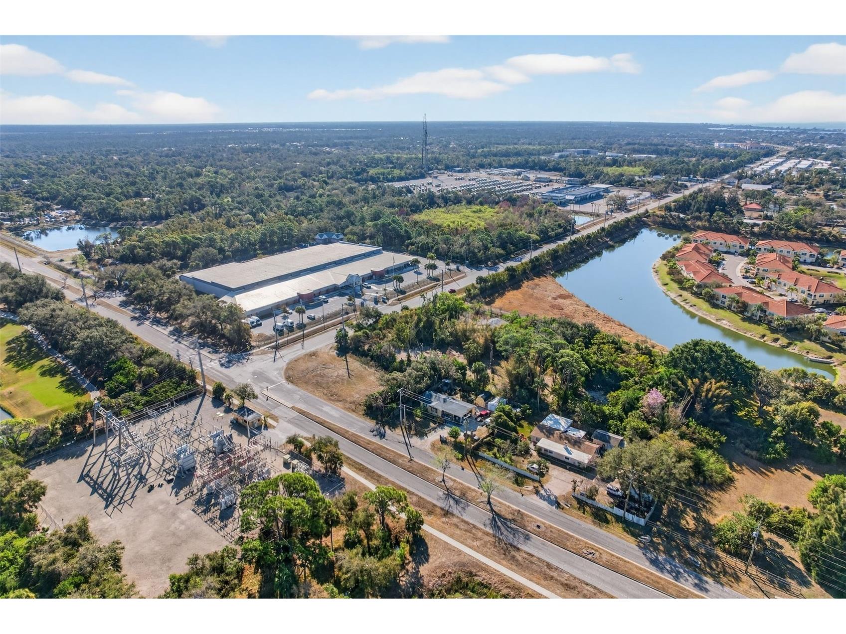14 Old Venice Road Osprey FL 34229 A4682477 image3