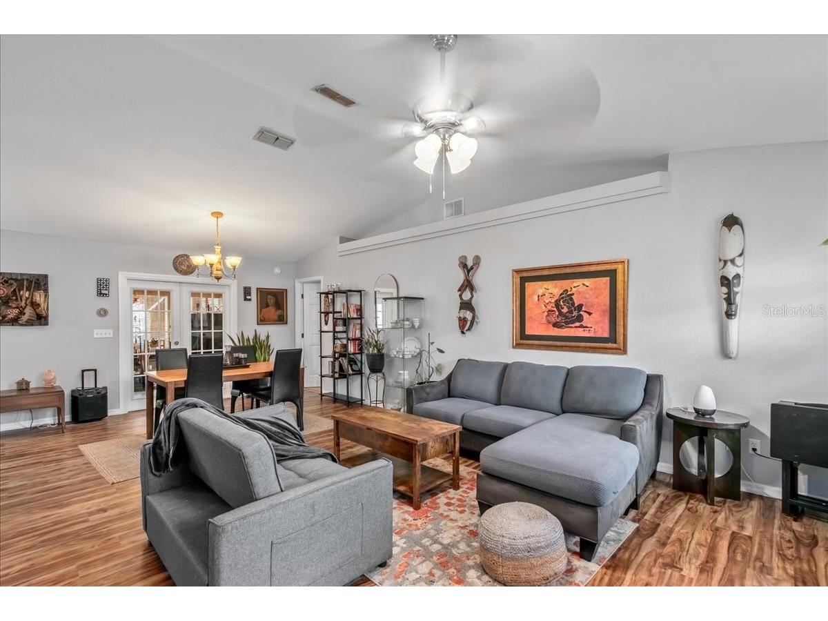 14 Redwood Track Radial Ocala FL 34472 OM719970 image6