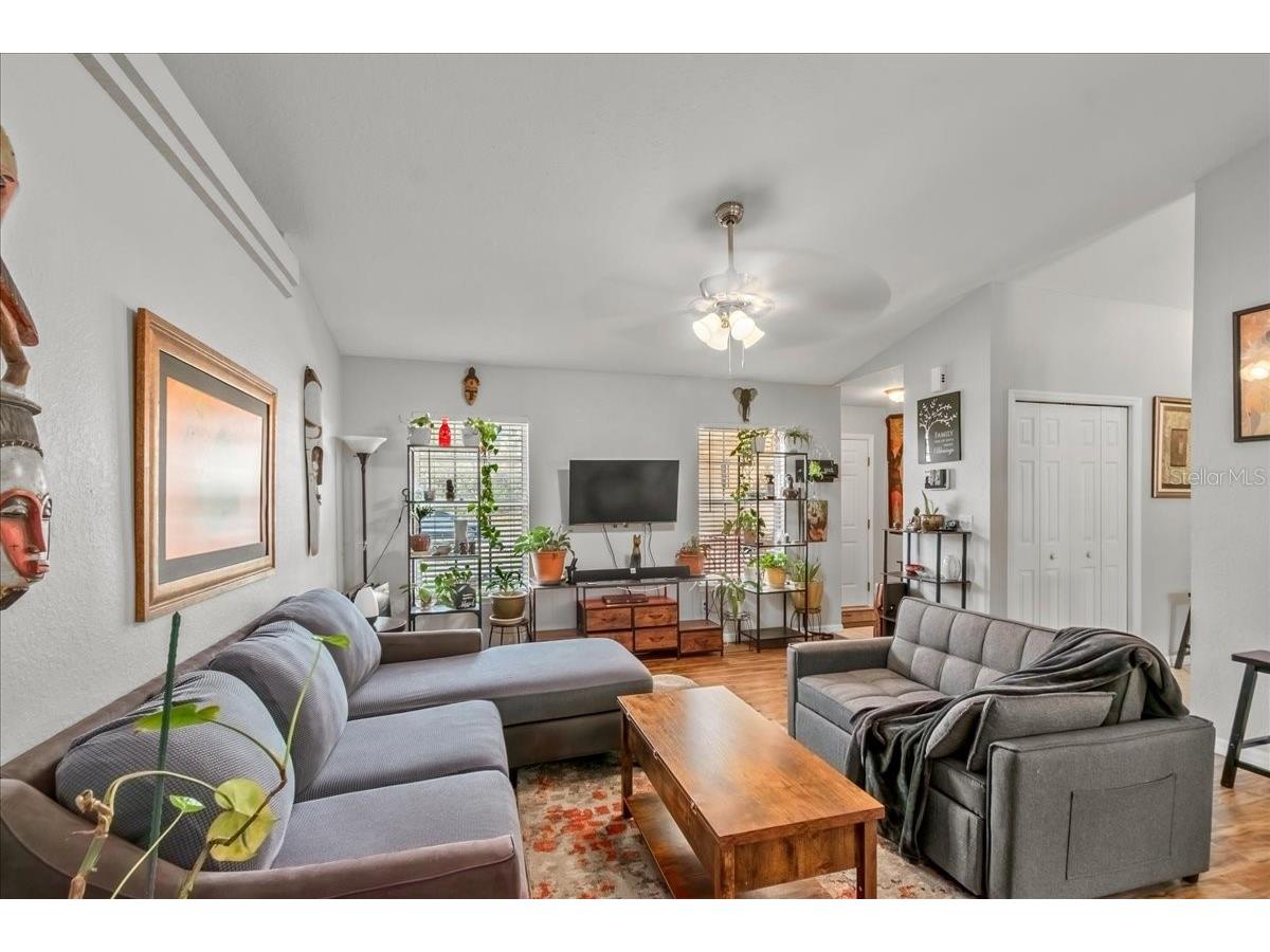 14 Redwood Track Radial Ocala FL 34472 OM719970 image7