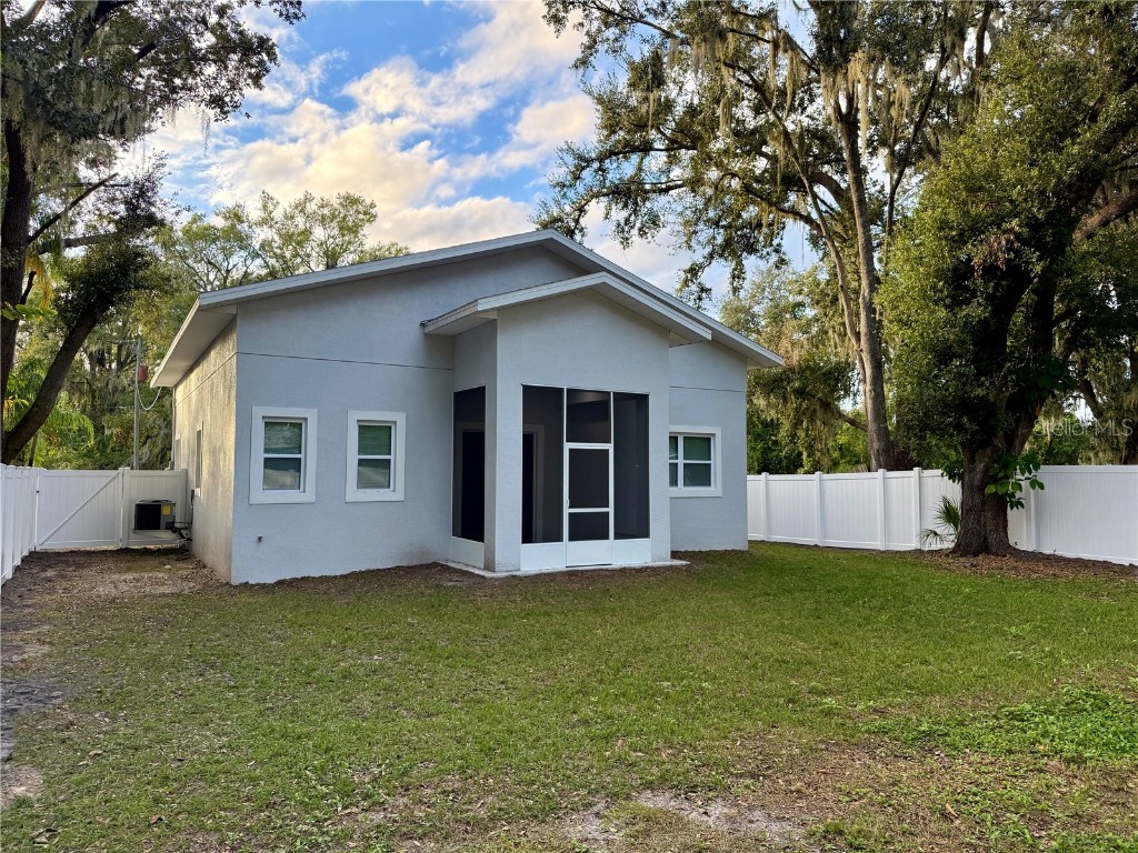 14 S Forest Street Plant City FL 33563 TB8453649 image26