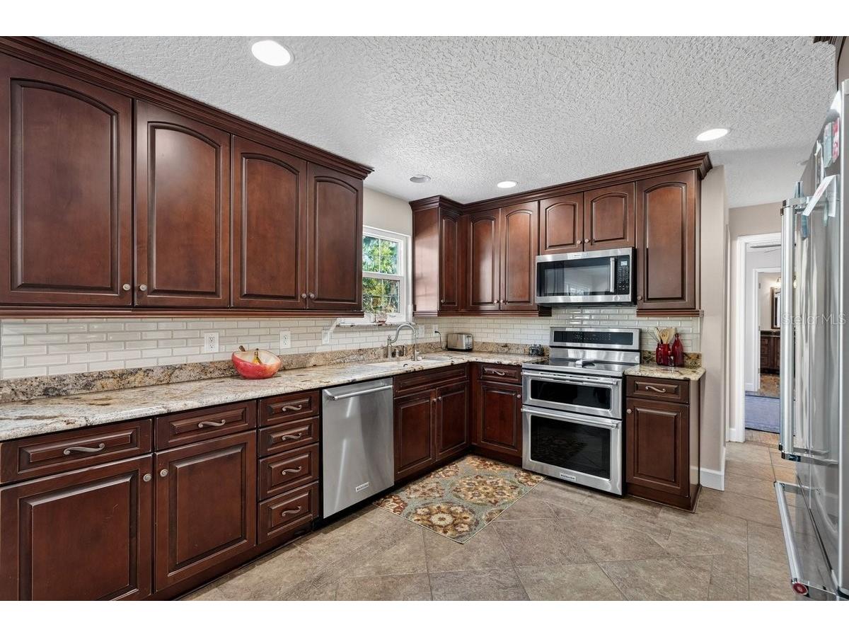 14 Village Drive Ormond Beach FL 32174 V4947723 image16