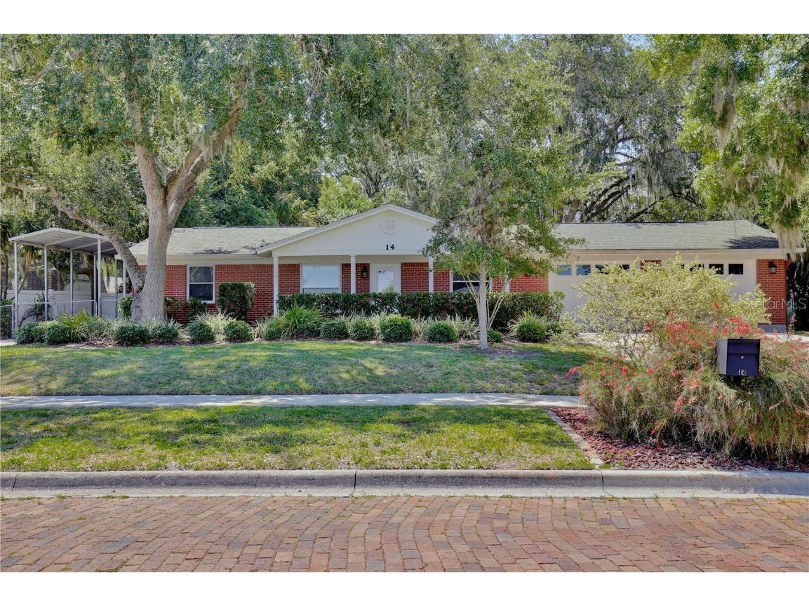 14 W Garden Avenue Winter Garden FL 34787 - LAKE APOPKA O6210557 image1