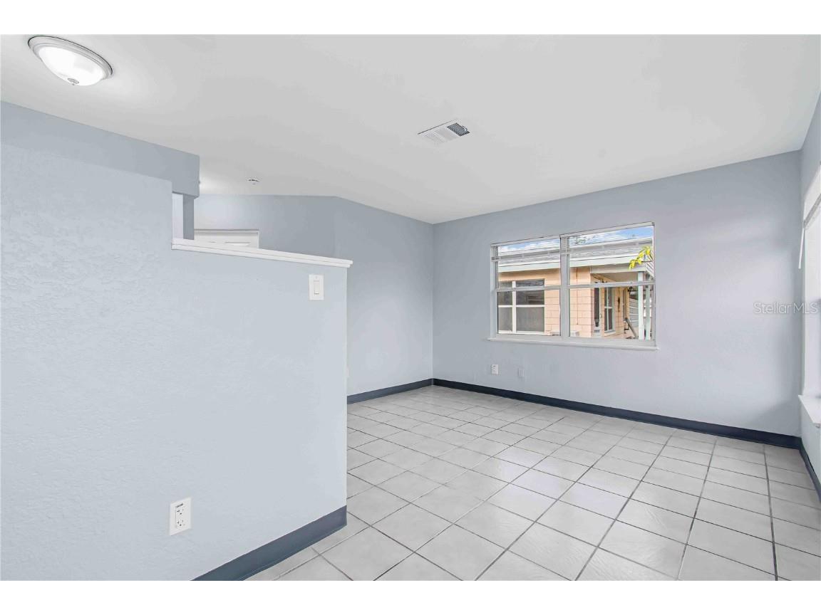 140 112th Avenue N #2 Saint Petersburg FL 33716 TB8453361 image8