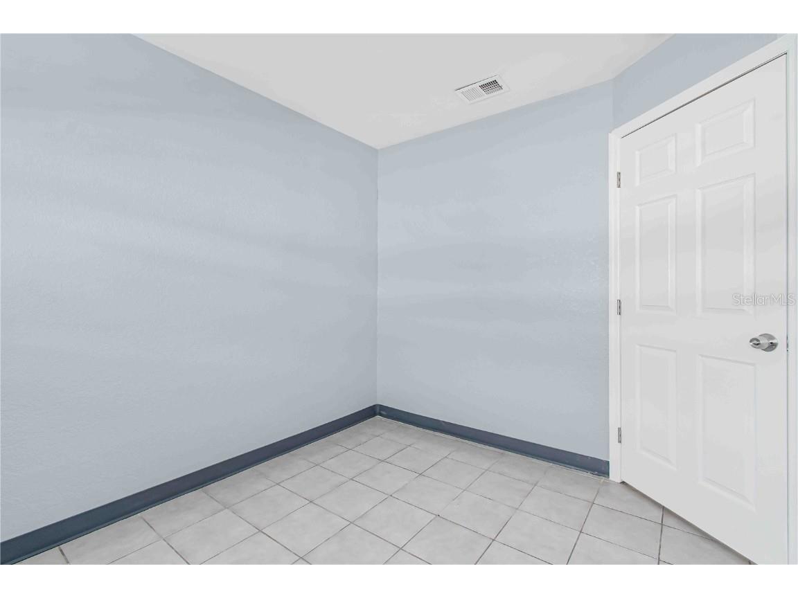 140 112th Avenue N #4 Saint Petersburg FL 33716 TB8453376 image11