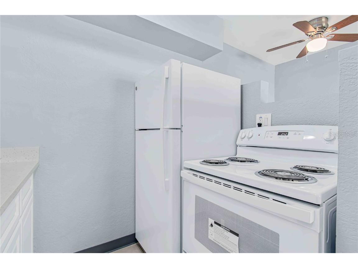 140 112th Avenue N #4 Saint Petersburg FL 33716 TB8453376 image7