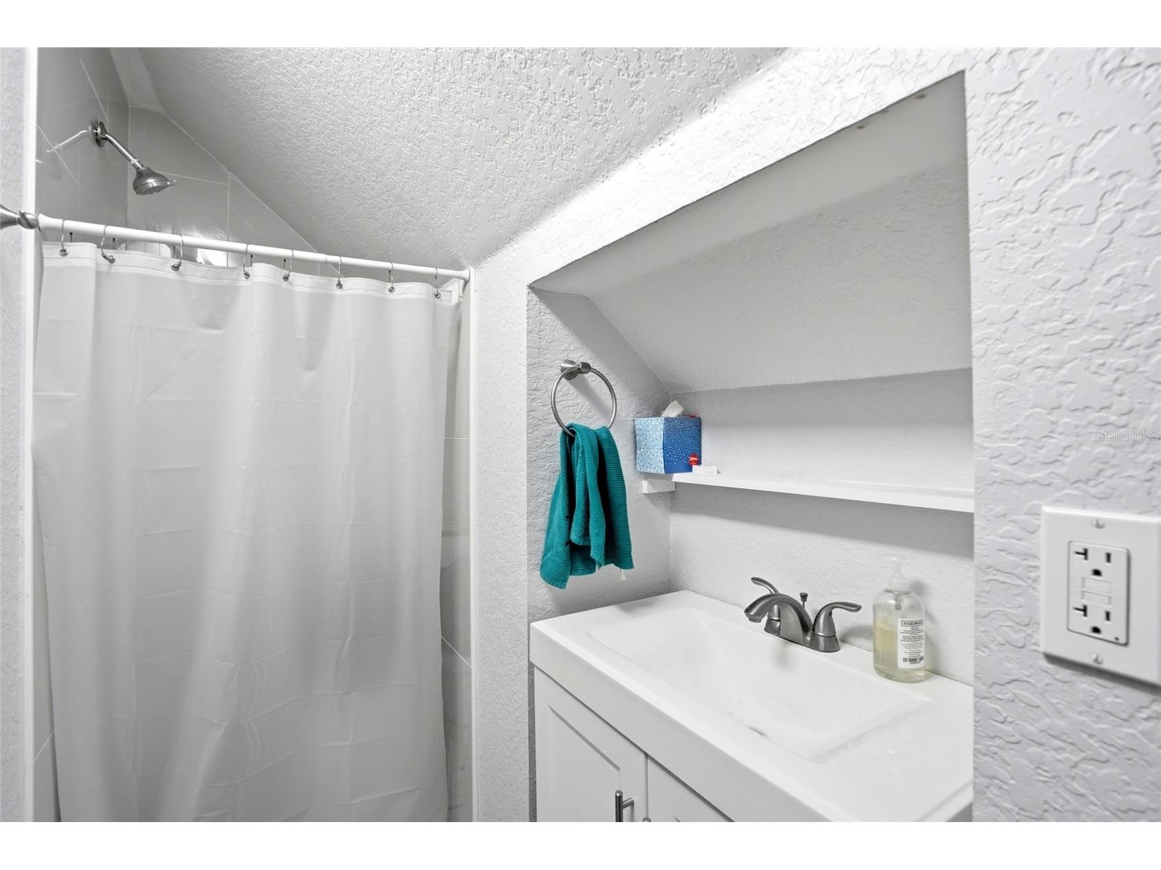 140 13th Avenue NE Saint Petersburg FL 33701 TB8504715 image46